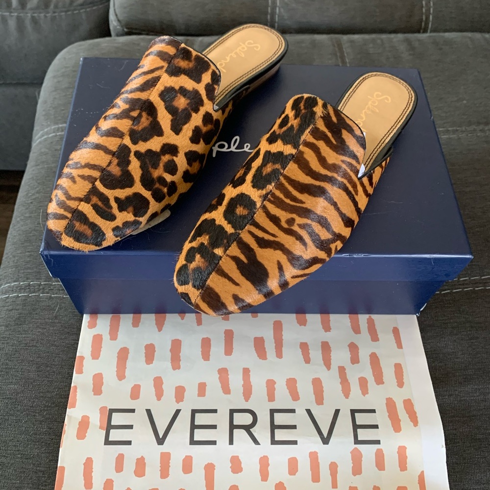 Leopard print flats